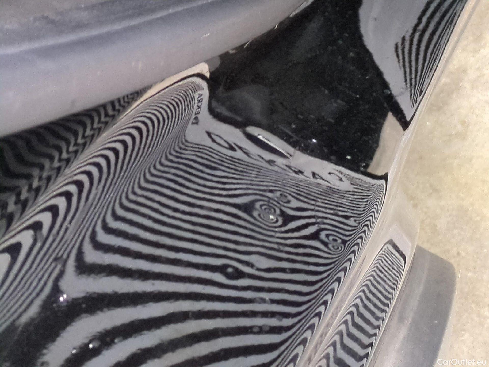  Renault  Captur  II Business 1.5 dCi 115CV BVA7 E6dT #22