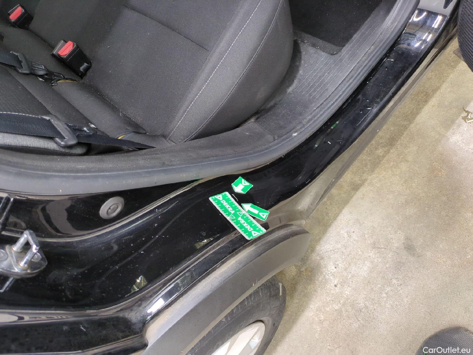  Renault  Captur  II Business 1.5 dCi 115CV BVA7 E6dT #23