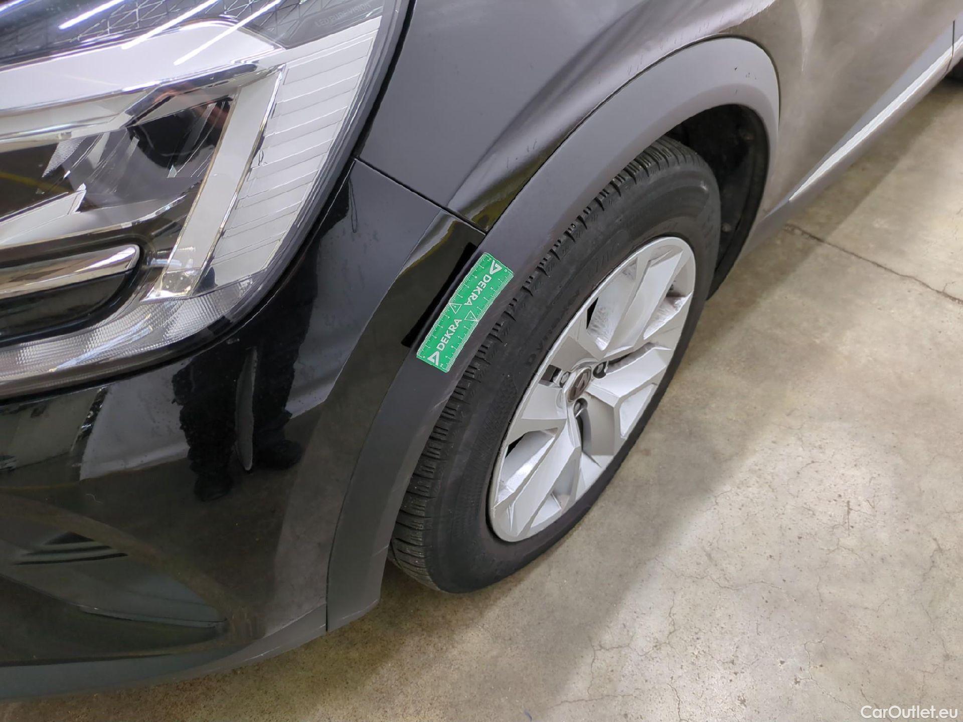  Renault  Captur  II Business 1.5 dCi 115CV BVA7 E6dT #50