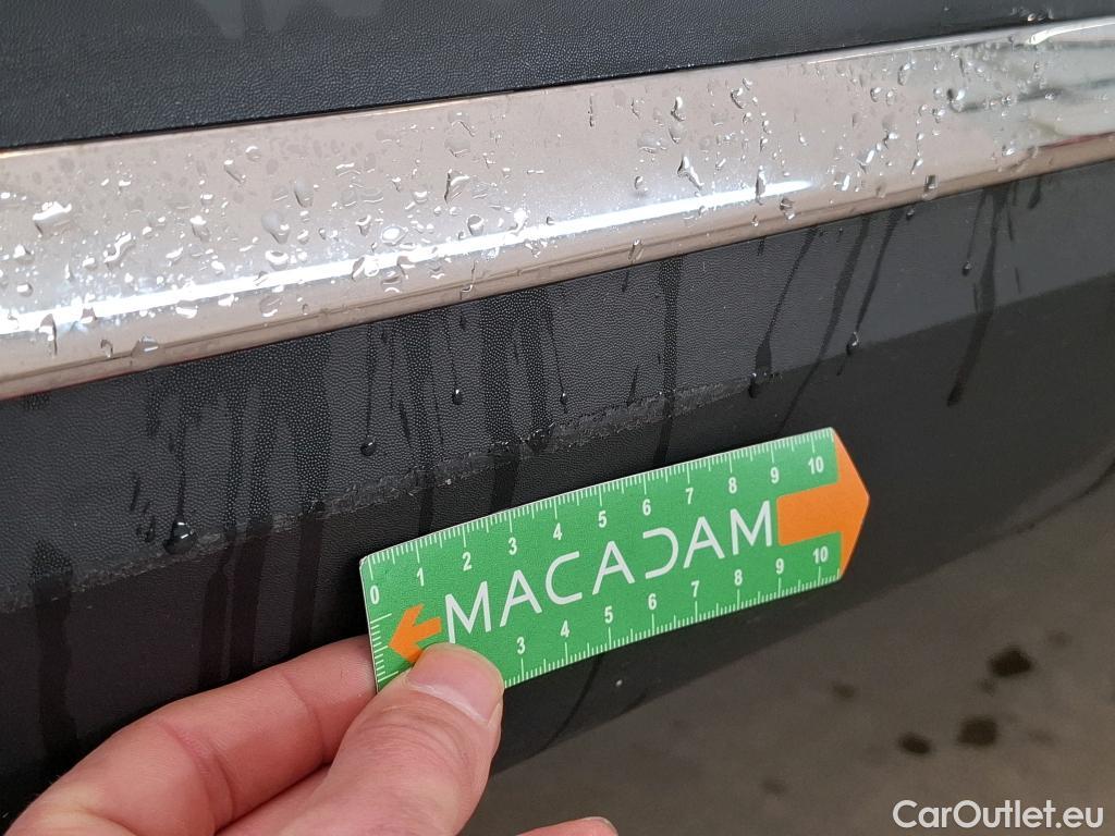  Renault  Captur RENAULT  / 2019 / 5P / SUV Intens TCe 140 EDC FAP -21 #80