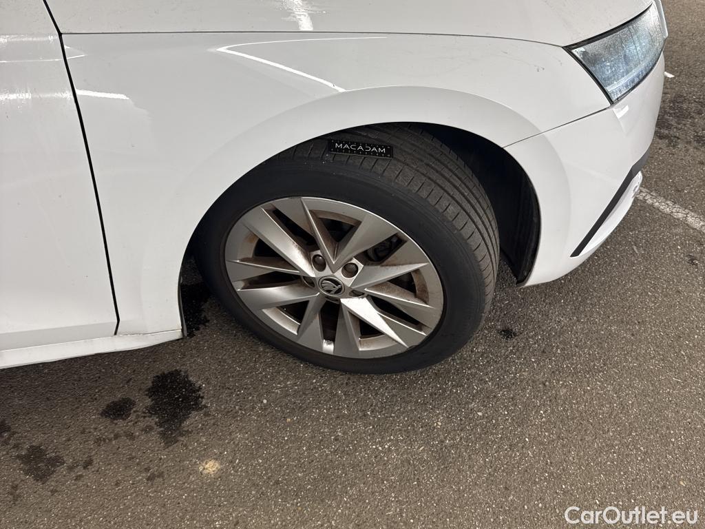  Skoda  Octavia  Break Style 2.0 TDI 150CV BVA7 E6dT #7