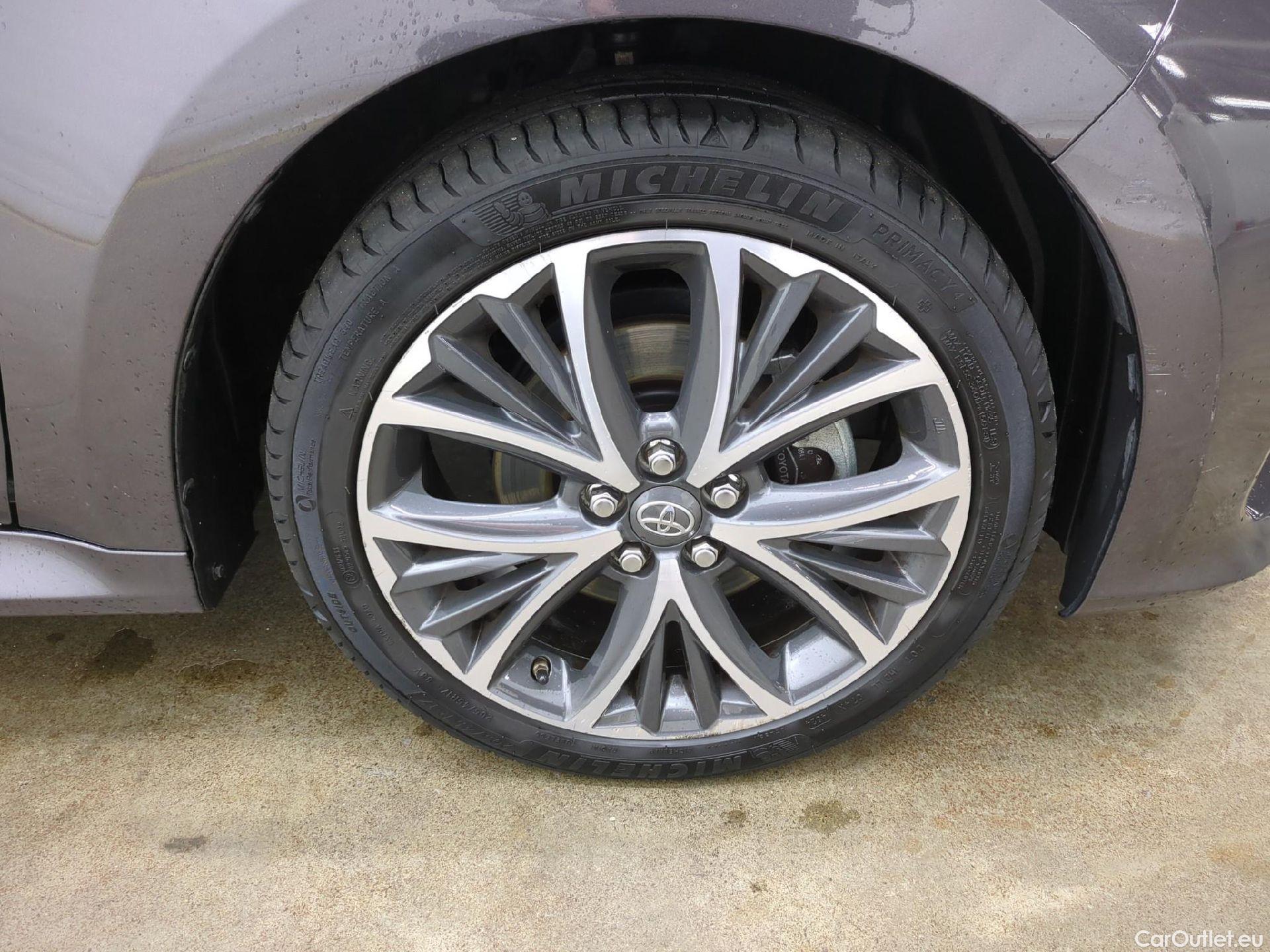  Toyota  Yaris TOYOTA  Hybride / 2019 / 5P / Berline Hybride 116h Iconic #9