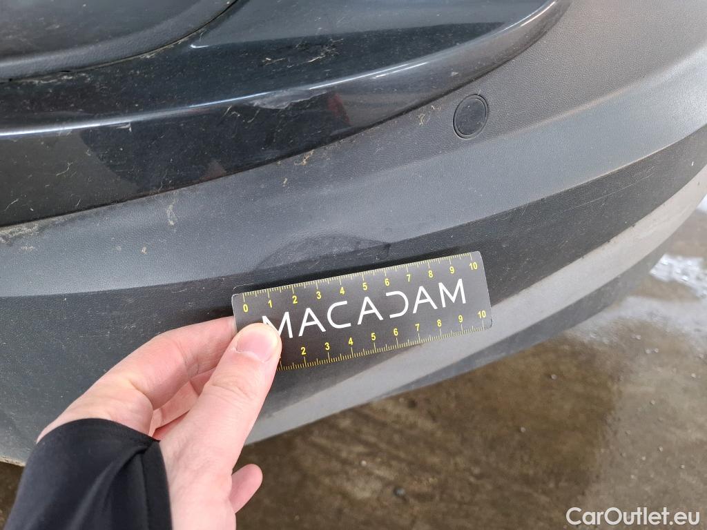  Volkswagen  ID.4  Pro Performance 77kWh BVA #8