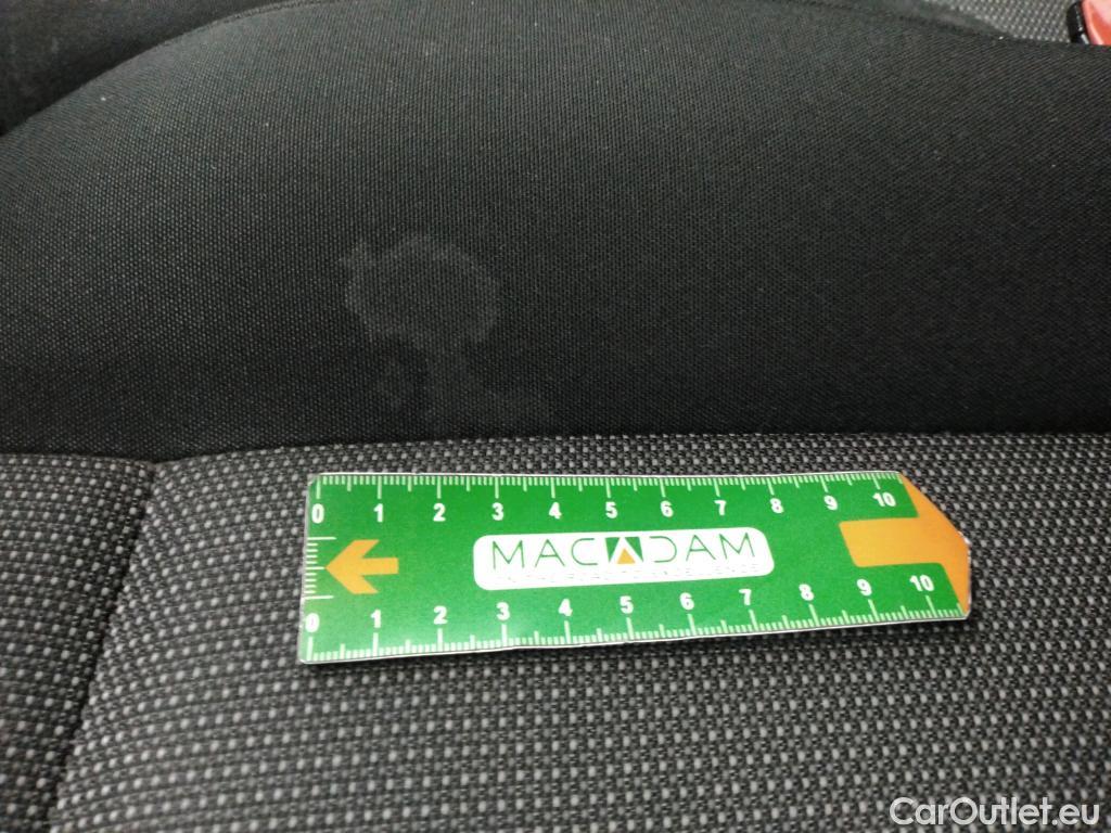  Citroen  Berlingo CITROEN  / 2018 / 4P / Fourgonnette M 1000kg PureTech 110 S&S BVM6 Driver #38