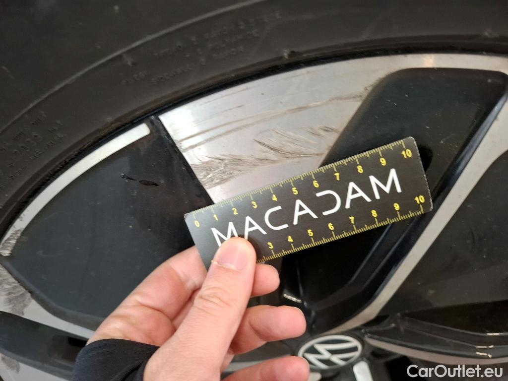  Volkswagen  ID.4  Pro Performance 77kWh BVA #13