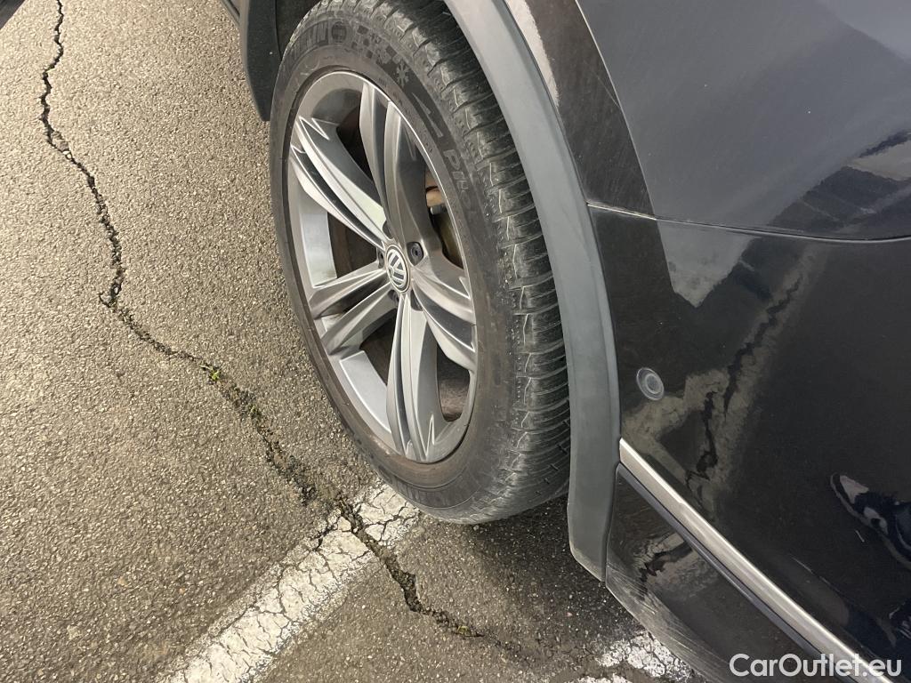  Volkswagen  Tiguan VOLKSWAGEN  Allspace / 2017 / 5P / SUV 2.0 TDI 150 DSG7 Carat Exclusive #8