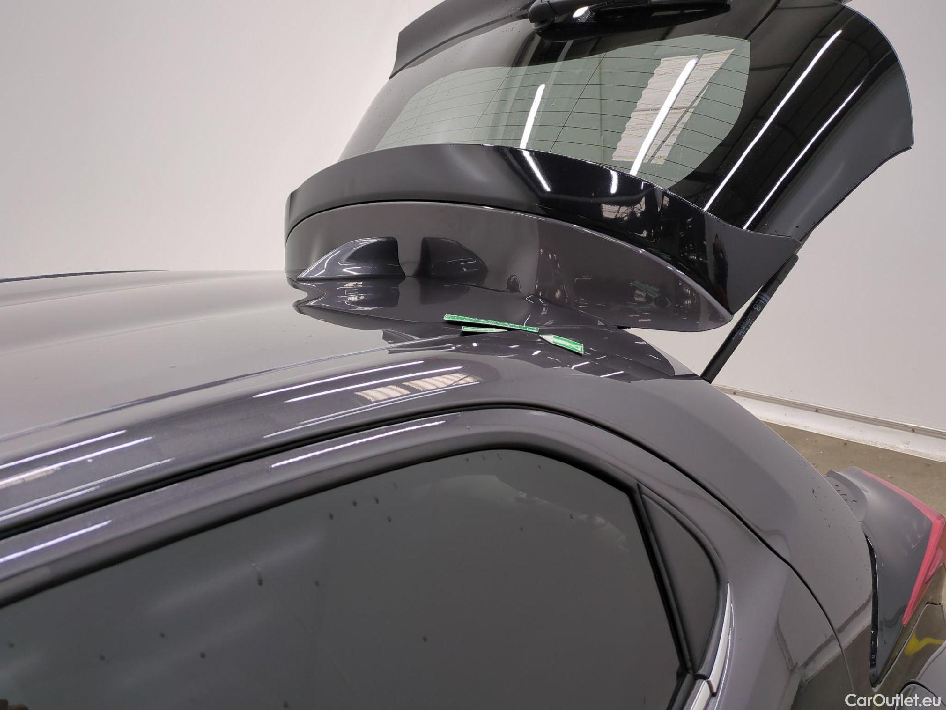  Toyota  Yaris TOYOTA  Hybride / 2019 / 5P / Berline Hybride 116h Iconic #35