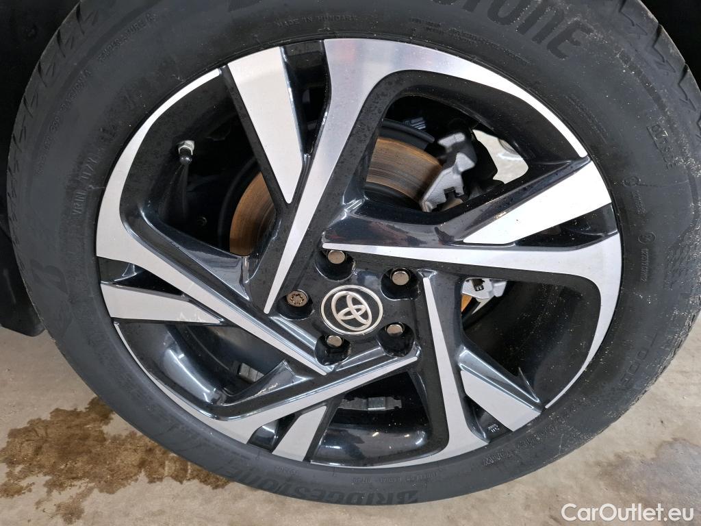  Toyota  C-HR TOYOTA  / 2016 / 5P / SUV 2.0 HYBRIDE 184 EDITION(SP) #4