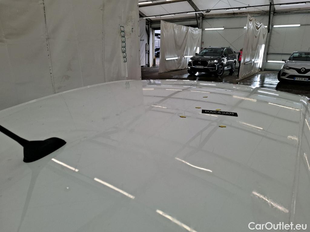  Peugeot  208  Premium 1.2 PureTech 75CV BVM5 E6d #1