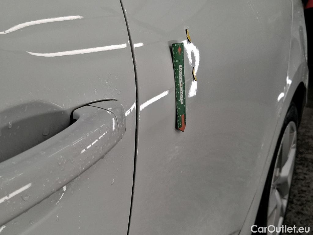  Renault  Clio  V Business Réversible 1.6 E-TECH Hybrid 140CV BVA6 E6d / TRANSFO VP/VF #31