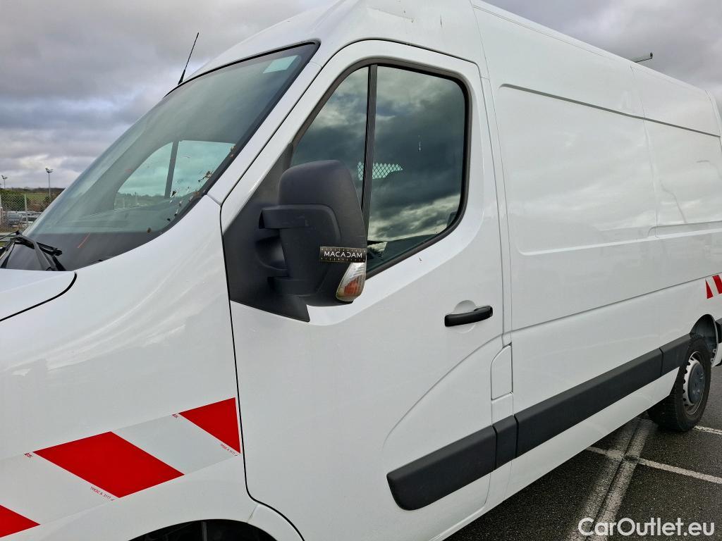  Renault  Master RENAULT  / 2019 / 4P / Fourgon tôlé FG Tr GCF F3500 L2H2 Energy dCi 150 #58
