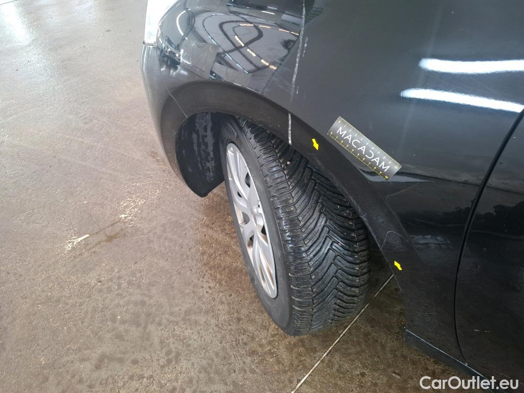  Peugeot  208  Affaire Premium Pack 1.6 HDi 75CV BVM5 E6 #21