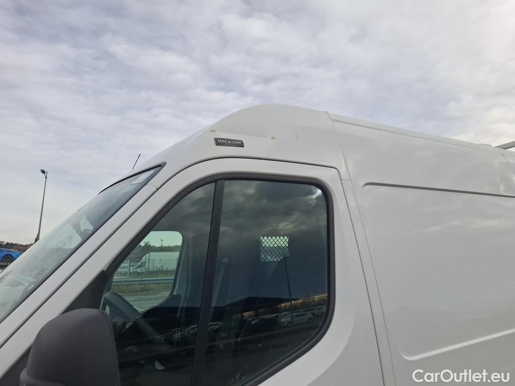  Renault  Master RENAULT  / 2019 / 4P / Fourgon tôlé FG Tr GCF F3500 L2H2 Energy dCi 150 #39