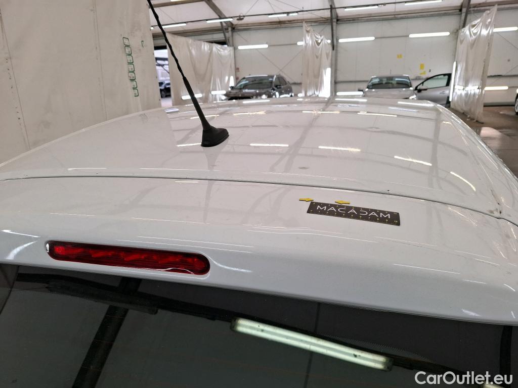  Peugeot  208  Premium 1.2 PureTech 75CV BVM5 E6d #22