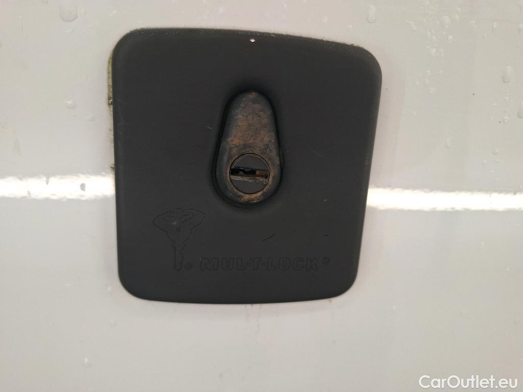  Renault  Kangoo  II Express Maxi Extra (Série Spéciale) 1.5 dCi 95CV BVM6 E6dT #25