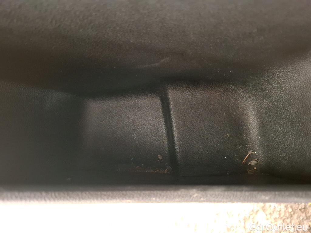  Renault  EXPRESS Kangoo  Confort 1.5 dCi 95CV BVM6 E6dT #26