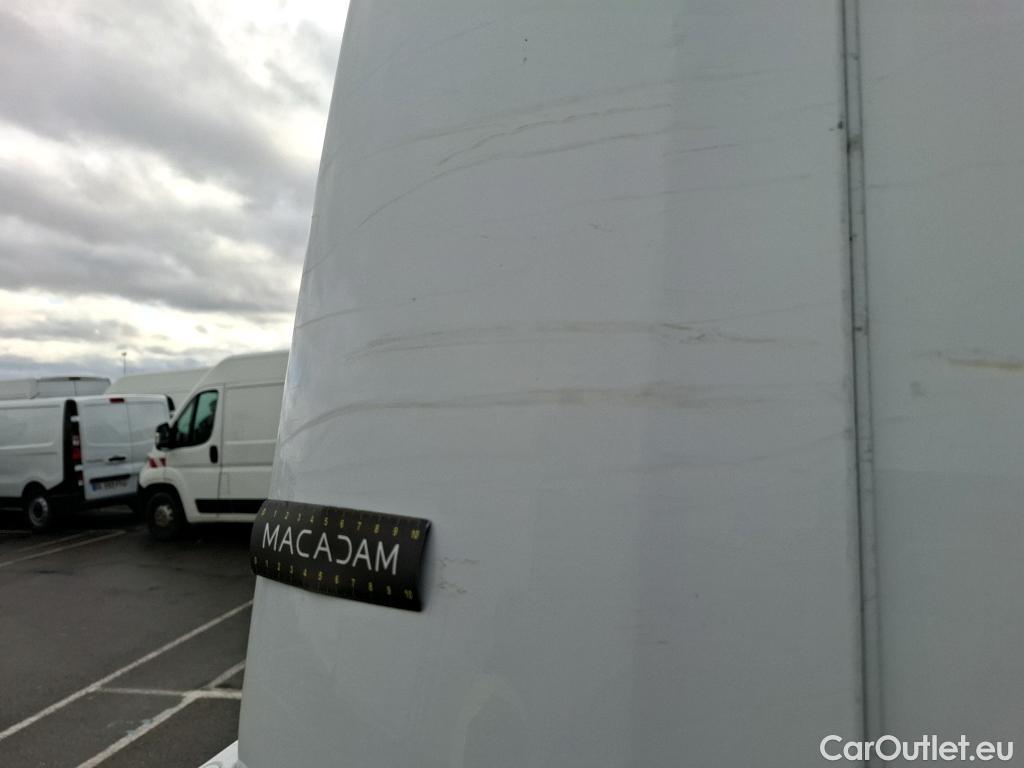  Renault  Master RENAULT  / 2019 / 4P / Fourgon tôlé FG Tr GCF F3500 L2H2 Energy dCi 150 #106