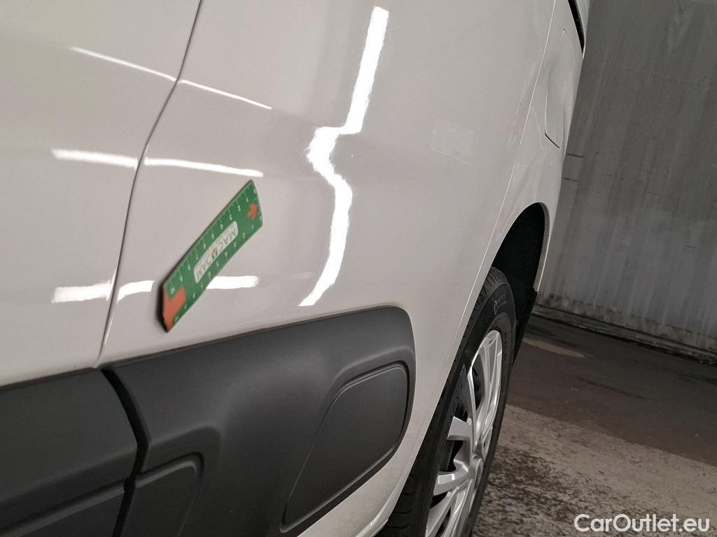  Citroen  Berlingo  Live M 1.2 PureTech 110 - 7 Places #16