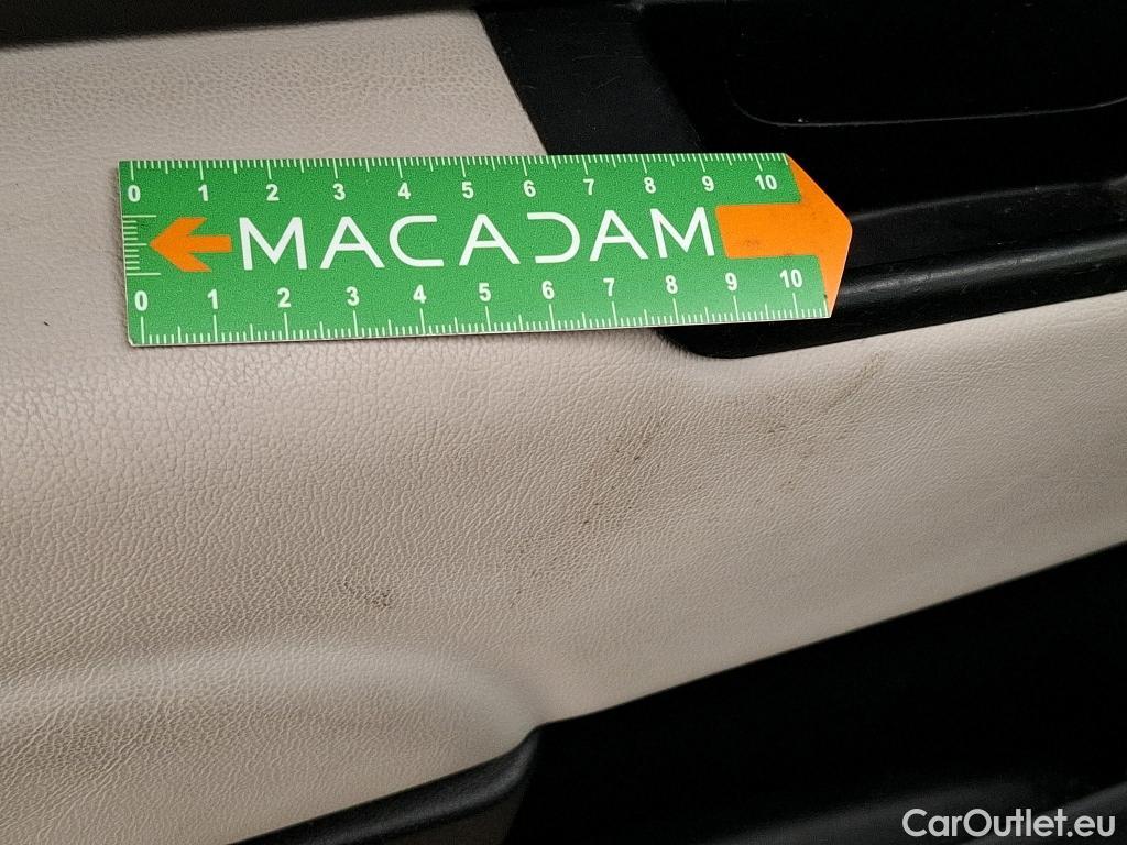  Fiat  500 FIAT   2015  3P  Berline Hybrid 10 BSG 70 ch Dolcevita #49