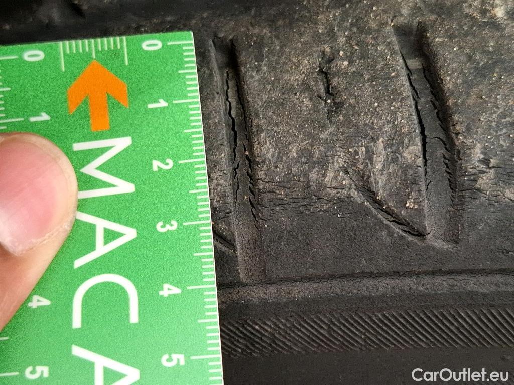  Fiat  500 FIAT   2015  3P  Berline Hybrid 10 BSG 70 ch Dolcevita #29