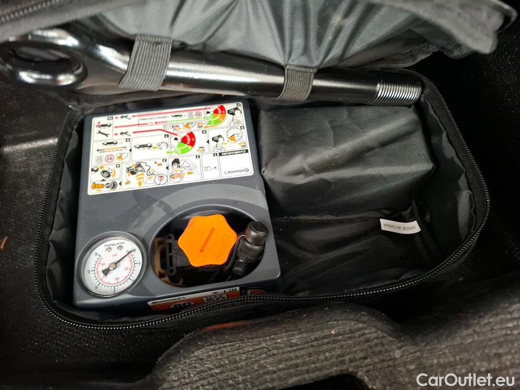  Hyundai  Tucson  Business Mild-Hybrid 2WD 1.6 CRDI 135CV BVA7 E6d #28