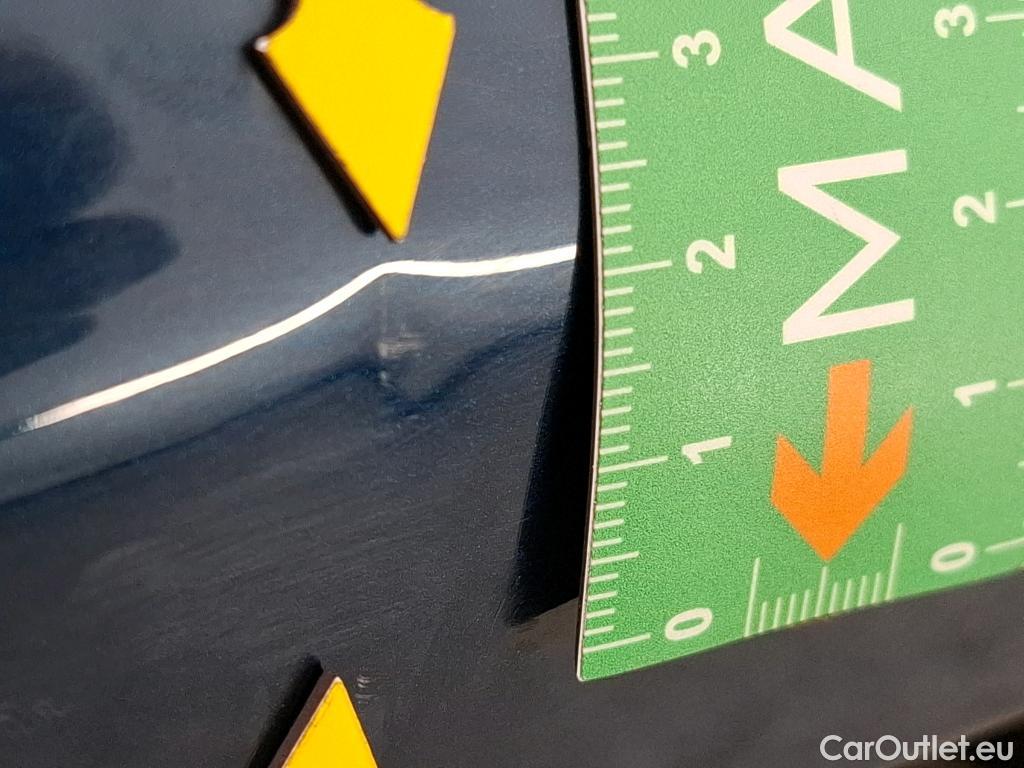  Fiat  500 FIAT   2015  3P  Berline Hybrid 10 BSG 70 ch Dolcevita #35