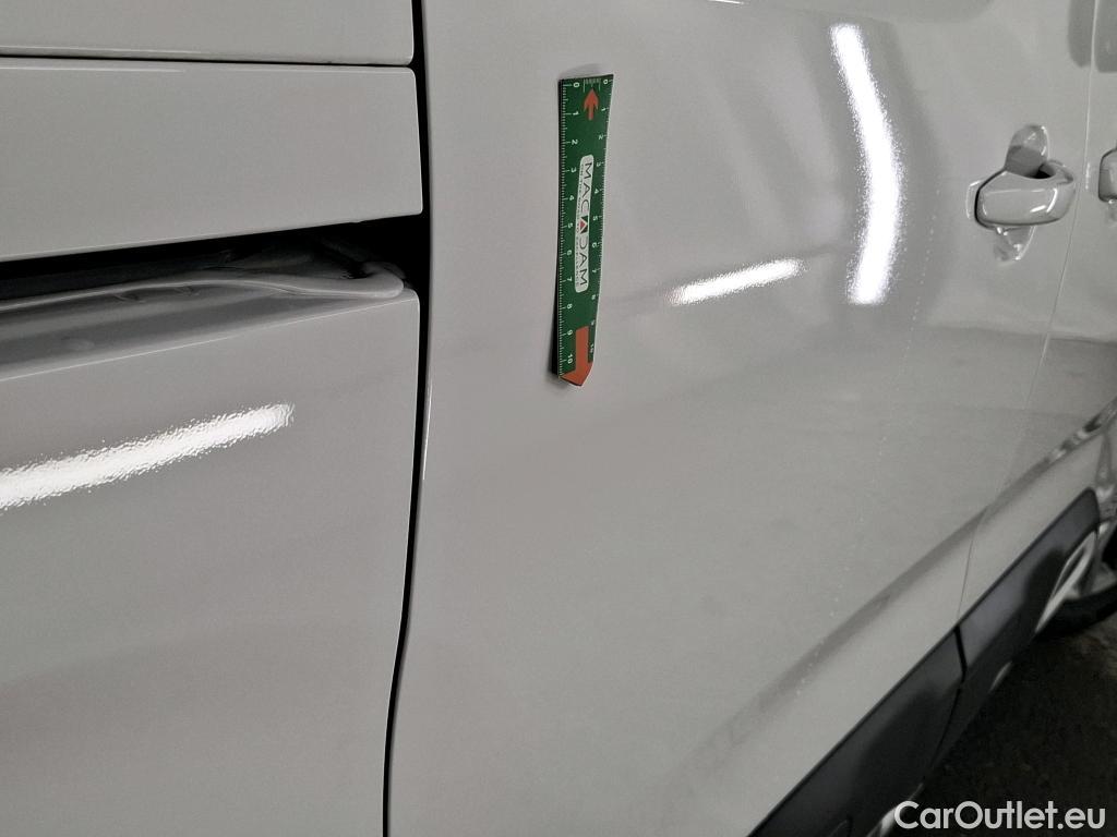  Citroen  Berlingo  Live M 1.2 PureTech 110 - 7 Places #20