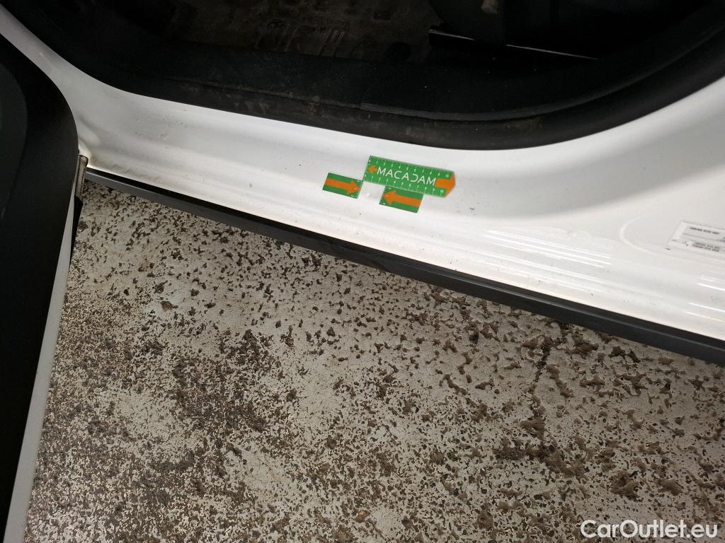  Citroen  C3  Société Feel 1.5 BlueHDI 100CV BVM5 E6dT #28