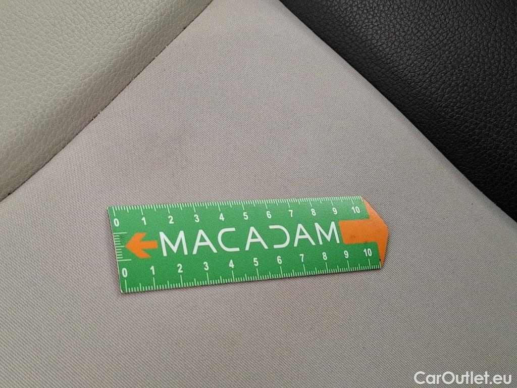  Fiat  500 FIAT   2015  3P  Berline Hybrid 10 BSG 70 ch Dolcevita #39