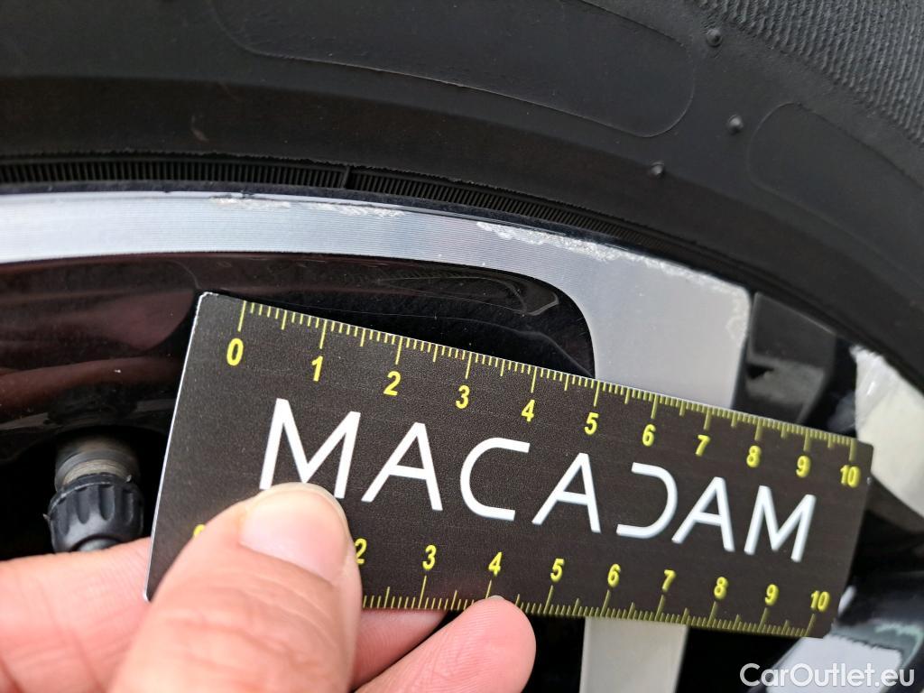  Citroen  C5 CITROEN  Aircross / 2018 / 5P / SUV Hybrid 225 ë-EAT8 Shine Pack #28