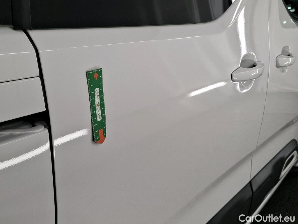  Citroen  Berlingo  Live M 1.2 PureTech 110 - 7 Places #18