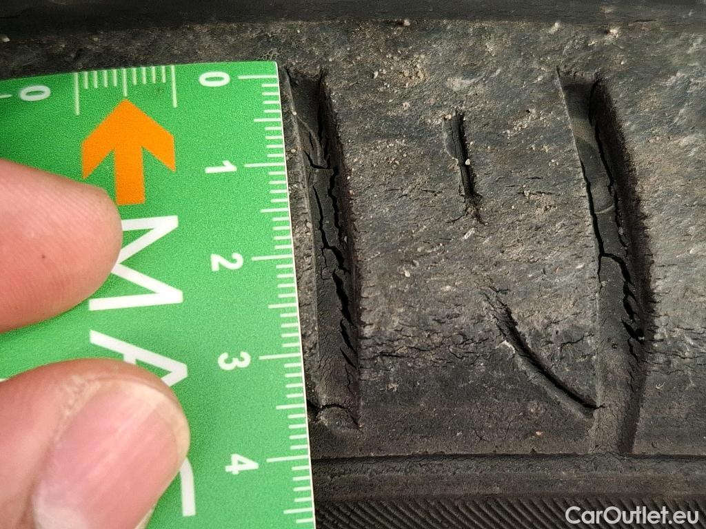  Fiat  500 FIAT   2015  3P  Berline Hybrid 10 BSG 70 ch Dolcevita #25