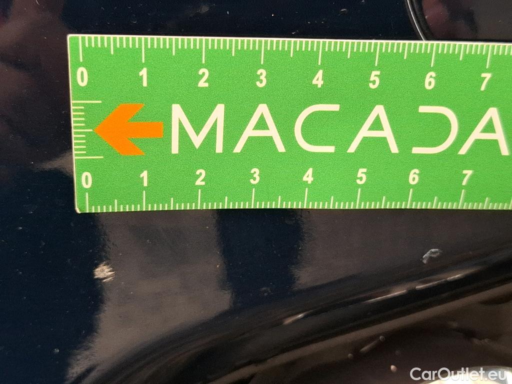  Fiat  500 FIAT   2015  3P  Berline Hybrid 10 BSG 70 ch Dolcevita #17