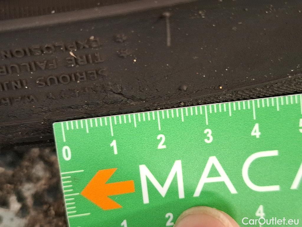  Fiat  500 FIAT   2015  3P  Berline Hybrid 10 BSG 70 ch Dolcevita #24