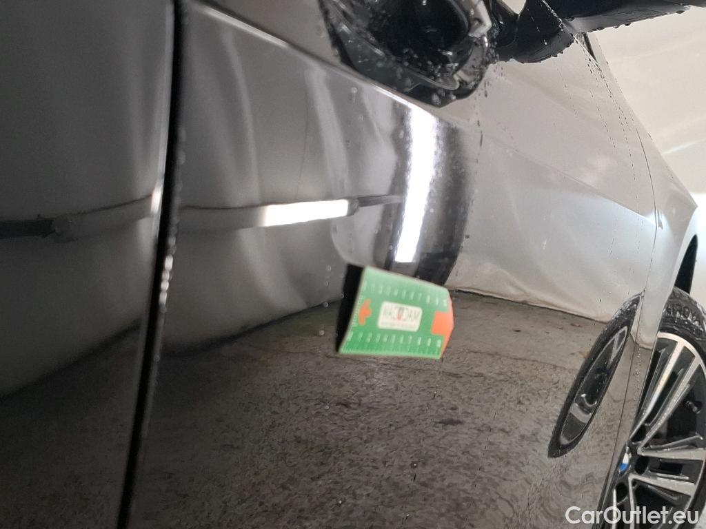  Bmw  Serie 1 BMW Série 1 / 2019 / 5P / Berline 116i Business Design #4