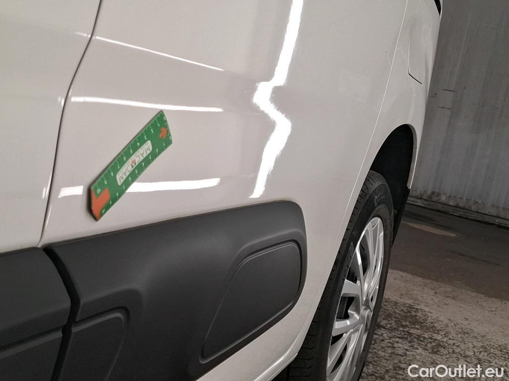  Citroen  Berlingo  Live M 1.2 PureTech 110 - 7 Places #14