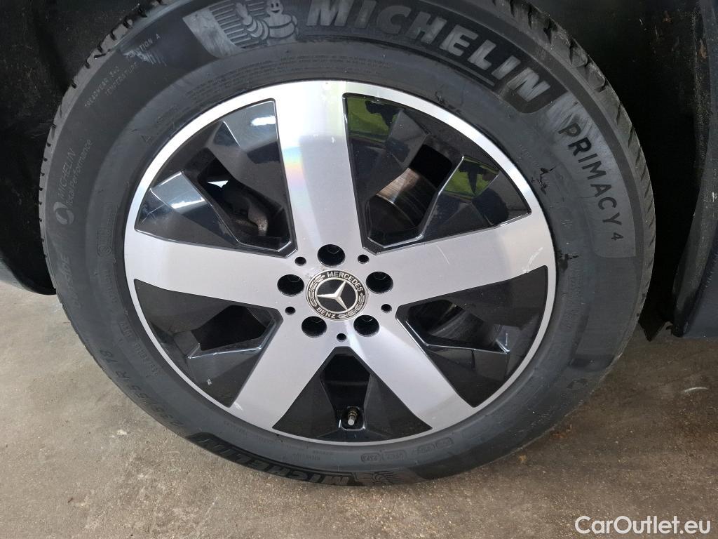  Mercedes  GLB MERCEDES-BENZ  / 2019 / 5P / SUV  200 d Business Line #18