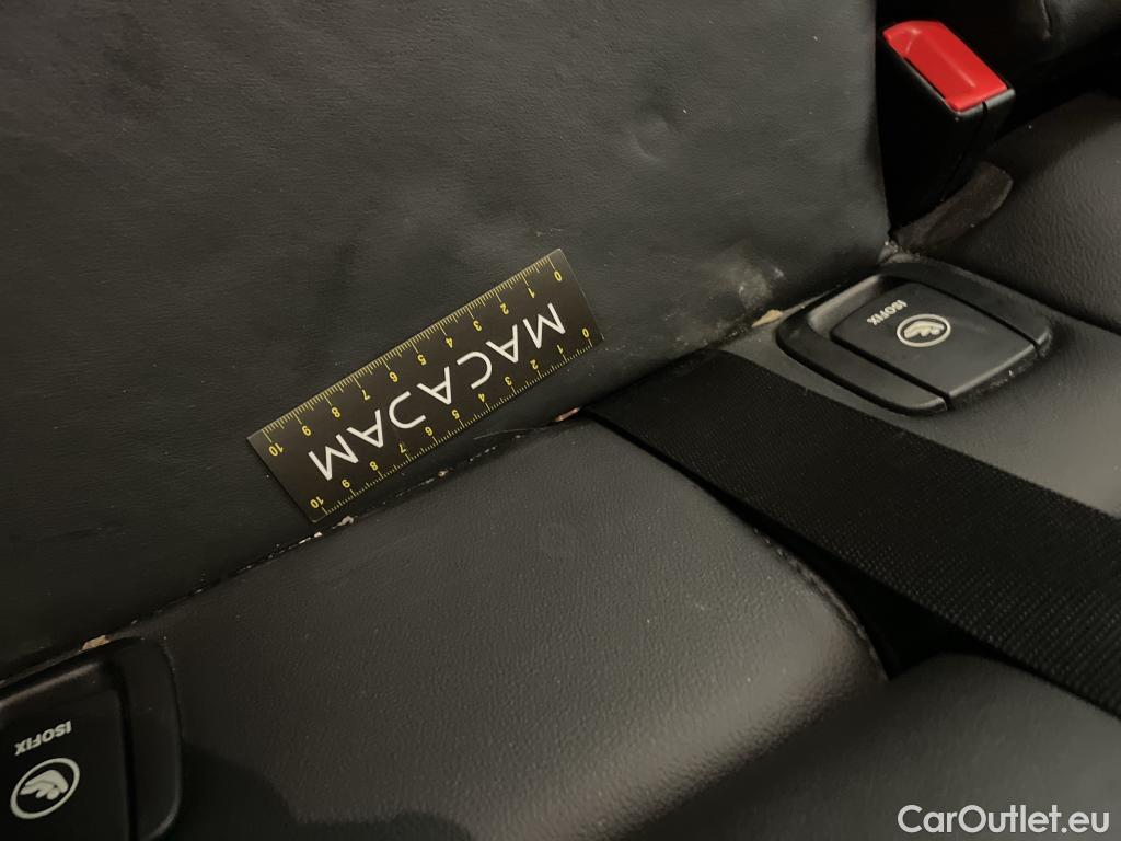  Mini  Cooper MINI Mini 5p Berline  SD Finition Exquisite 170 ch BVA8 #46