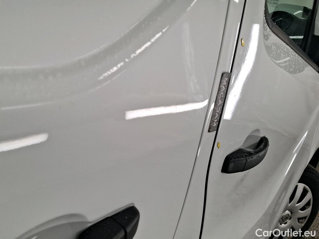  Renault  Trafic  Furgon Grand Confort L1H1 1200 1.6 dCi 125CV BVM6 E6 #19