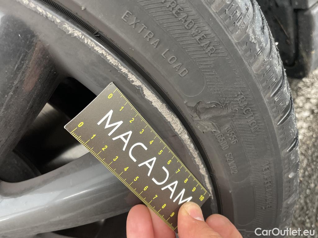  Mini  Cooper MINI Mini 5p Berline  SD Finition Exquisite 170 ch BVA8 #29