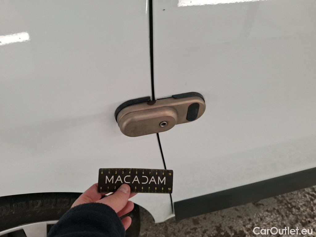  Renault  Trafic  Furgon Grand Confort L1H1 1200 1.6 dCi 125CV BVM6 E6 #24