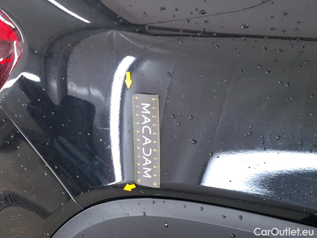  Mercedes  GLB MERCEDES-BENZ  / 2019 / 5P / SUV  200 d Business Line #3