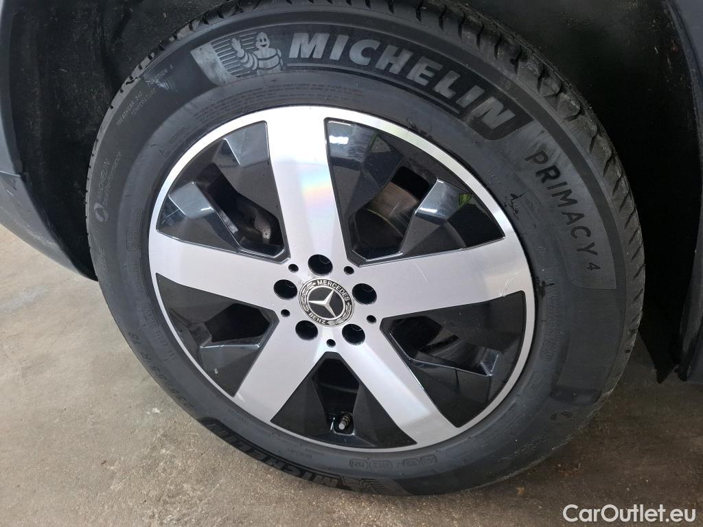 Mercedes  GLB MERCEDES-BENZ  / 2019 / 5P / SUV  200 d Business Line #17