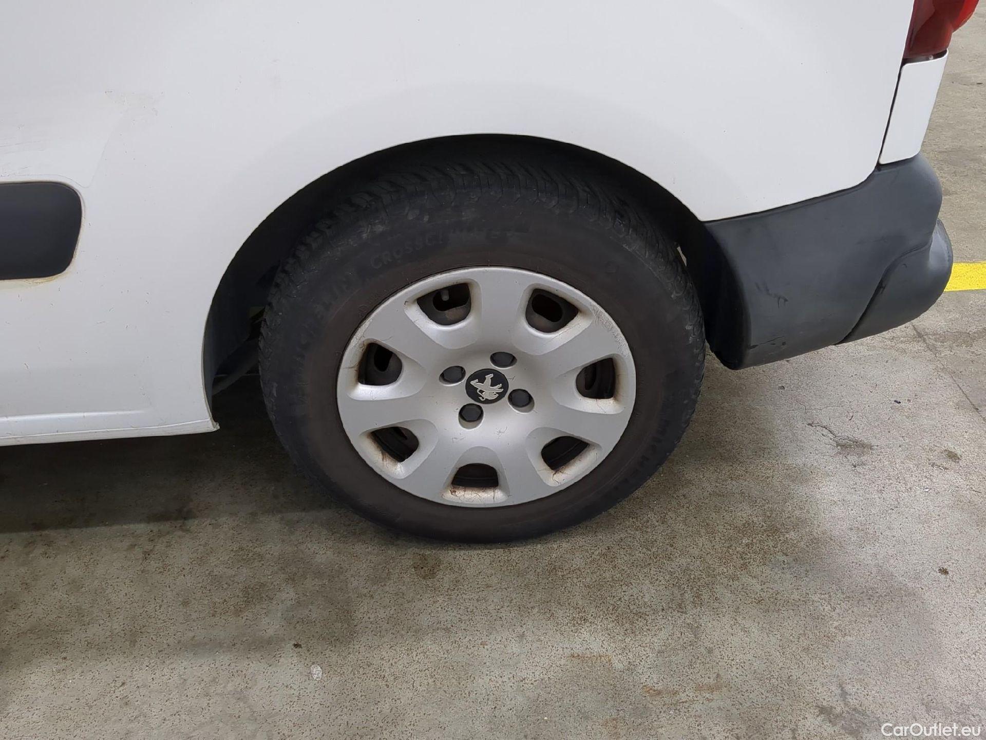  Peugeot  Partner  L1 Premium Pack 1.6 HDi 100CV BVM5 E6 #12