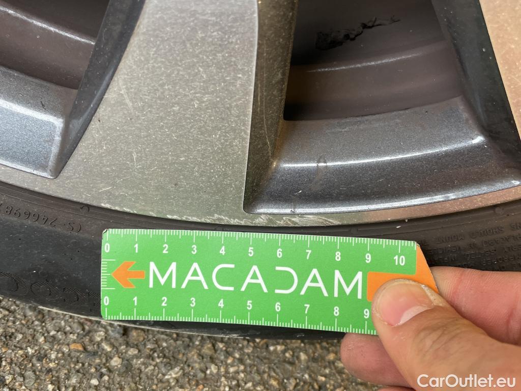  Renault  Megane  IV Berline 5 ptes. Techno 1.5 dCi 115CV BVA7 E6d #36