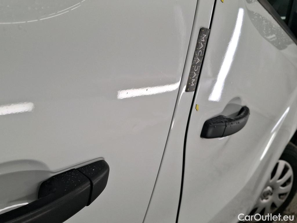  Renault  Trafic  Furgon Grand Confort L1H1 1200 1.6 dCi 125CV BVM6 E6 #21