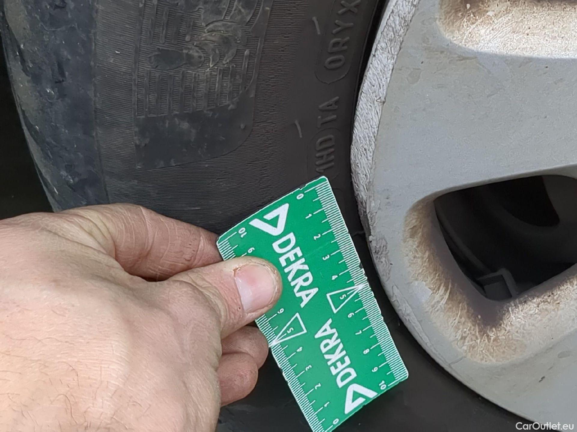  Peugeot  Partner  L1 Premium Pack 1.6 HDi 100CV BVM5 E6 #24