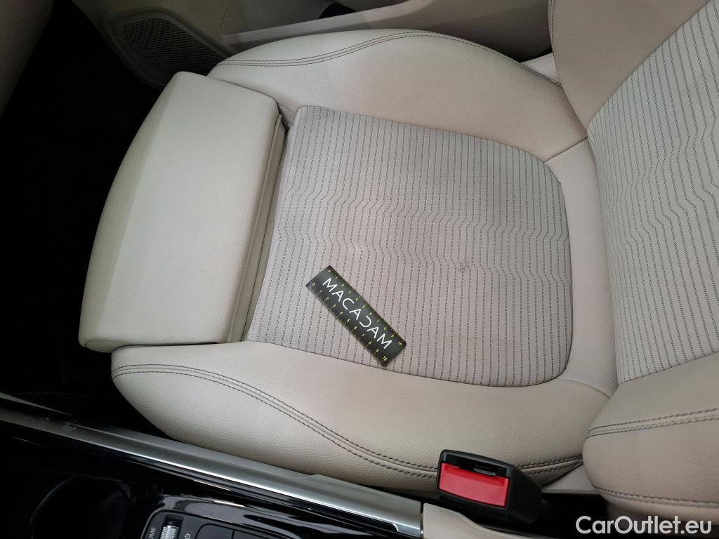  Mercedes  GLB MERCEDES-BENZ  / 2019 / 5P / SUV  200 d Business Line #37