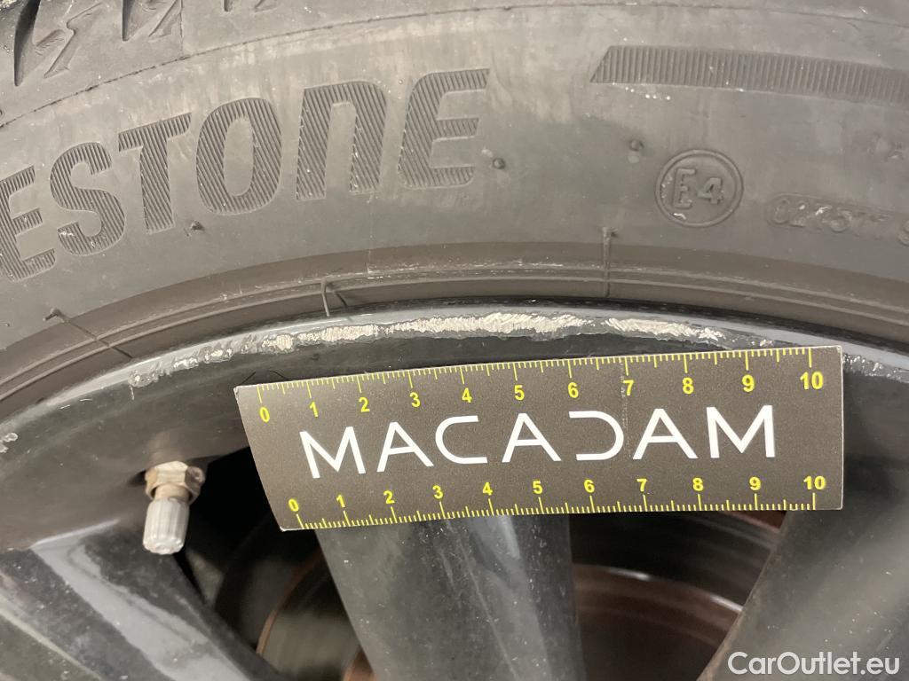  Mini  Cooper MINI Mini 5p Berline  SD Finition Exquisite 170 ch BVA8 #24