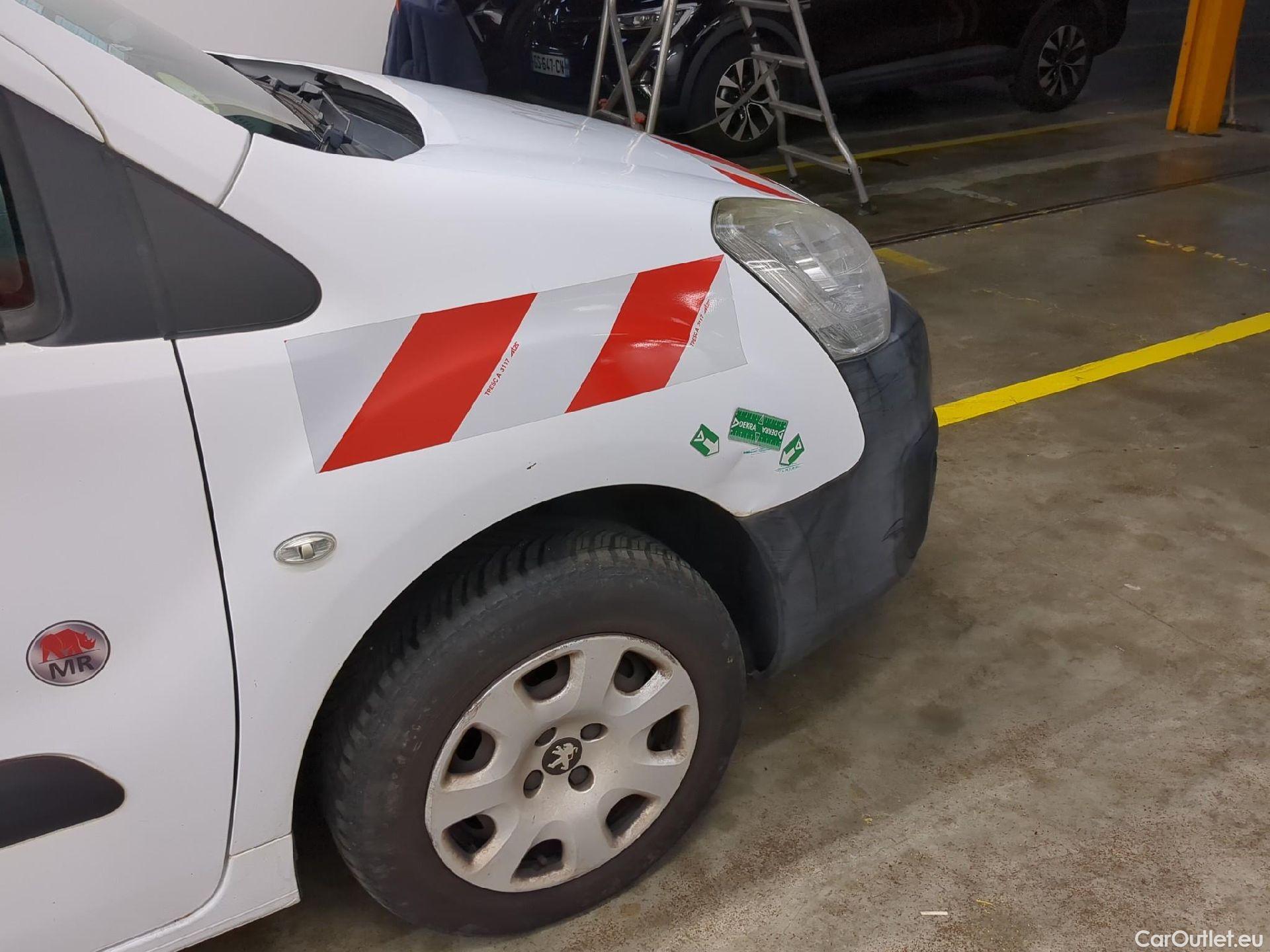  Peugeot  Partner  L1 Premium Pack 1.6 HDi 100CV BVM5 E6 #64